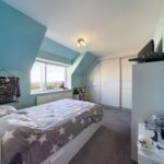 Seconda camera da letto matrimoniale con vista baia